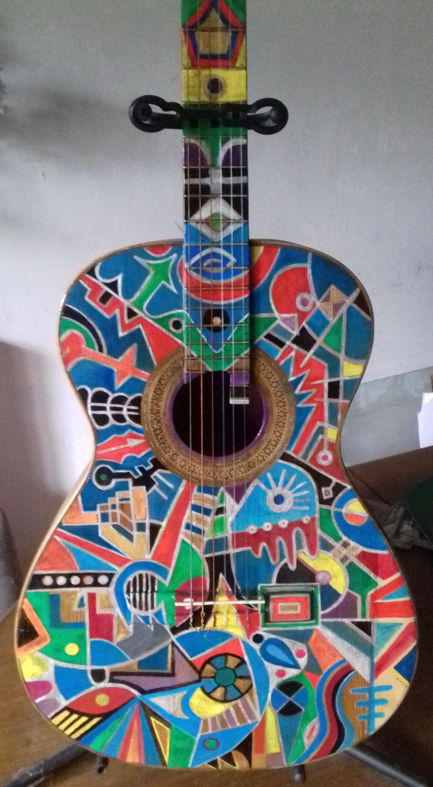 guitarras restauradas y pintadas